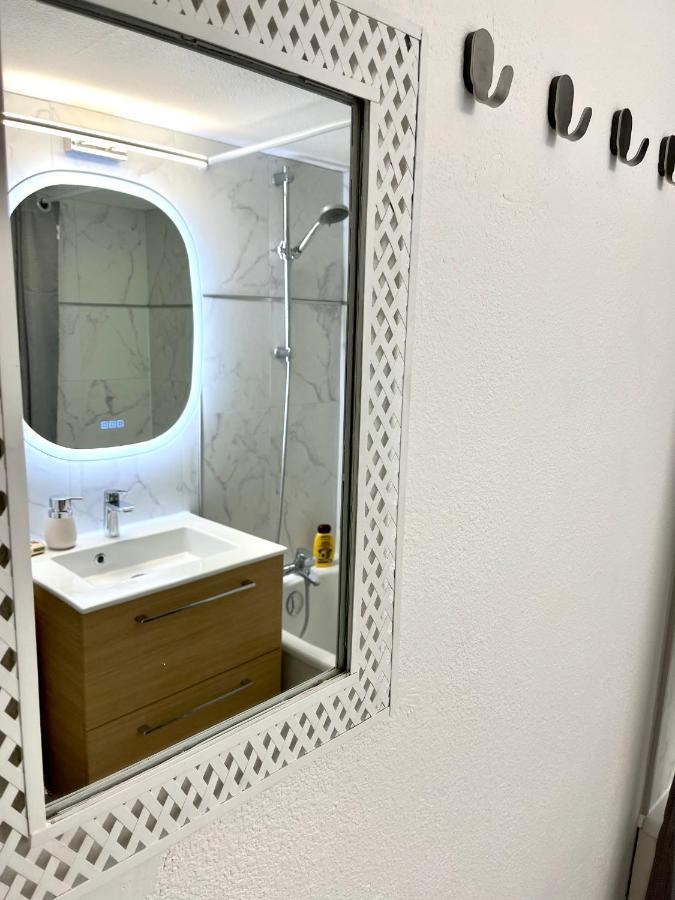 Coup De Coeur Apartment Гримо Екстериор снимка